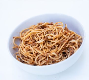 Spaghetti Bolognese Kosher Deli Meal image 0